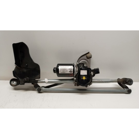 windshield wiper motor BMW Serie 3 (F31) SW 2011> used