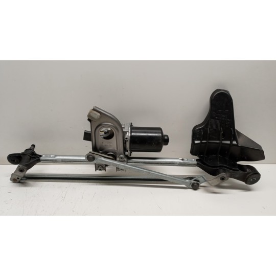 windshield wiper motor BMW Serie 3 (F31) SW 2011> used