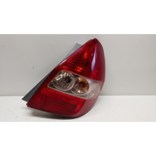 FARO POSTERIORE ESTERNO DESTRO HONDA Jazz 2004>2008 usato