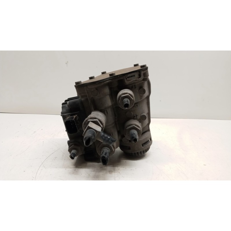 DAF VARIE FRENI 2 DAF XF106 usato