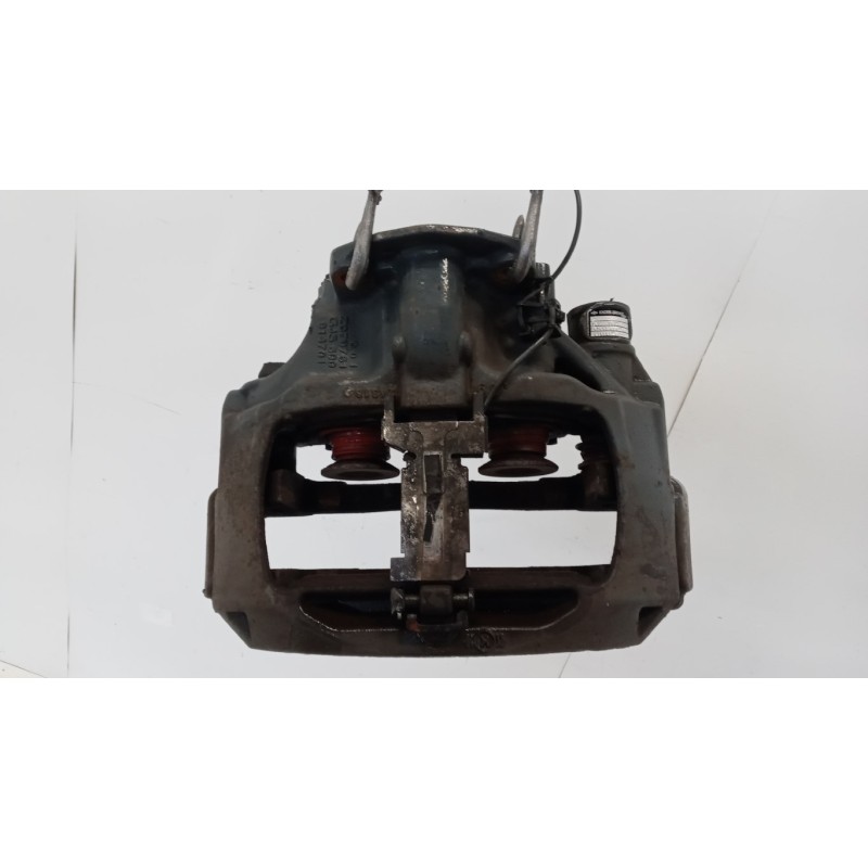 DAF PINZA POSTERIORE DESTRA DAF XF106 usato