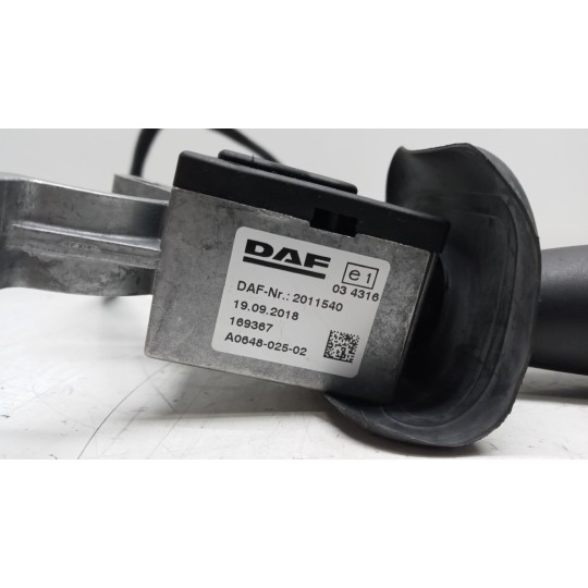 INTERRUTTORI E PULSANTI DEVIO DAF XF106 usato