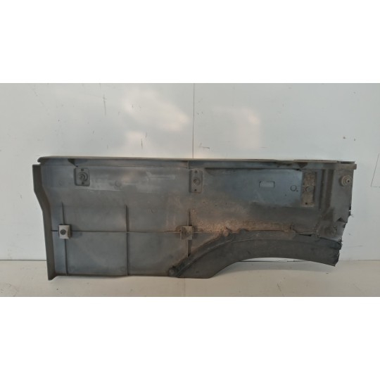 PLASTICHE ESTERNE VARIE DAF XF106 usato