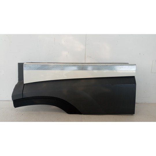 PLASTICHE ESTERNE VARIE DAF XF106 usato