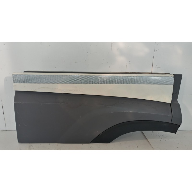 DAF PLASTICHE ESTERNE VARIE DAF XF106 used