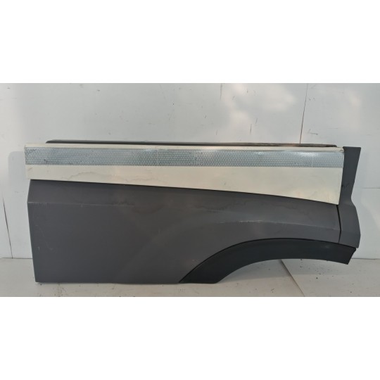 PLASTICHE ESTERNE VARIE DAF XF106 usato