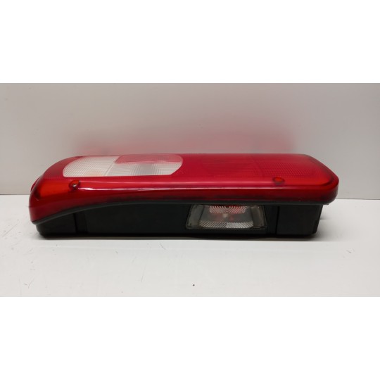 FARO POSTERIORE ESTERNO SINISTRO DAF XF106 usato