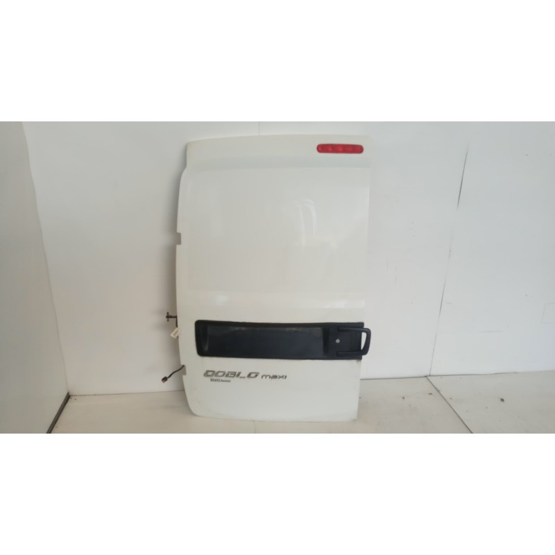 FIAT LEFT LOAD DOOR FIAT Doblo' 2015> used