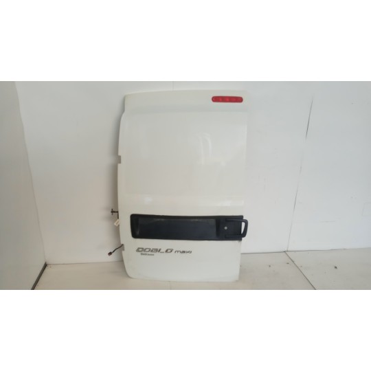 LEFT LOAD DOOR FIAT Doblo' 2015> used