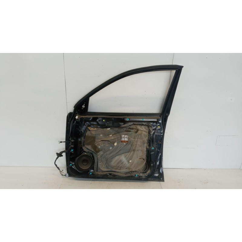 MITSUBISHI RIGHT FRONT DOOR  MITSUBISHI L200 2010>2015 used