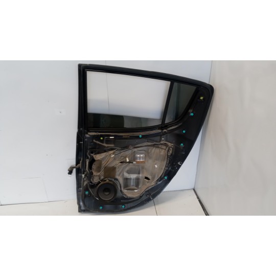 PORTA POSTERIORE DESTRA MITSUBISHI L200 2010>2015 usato
