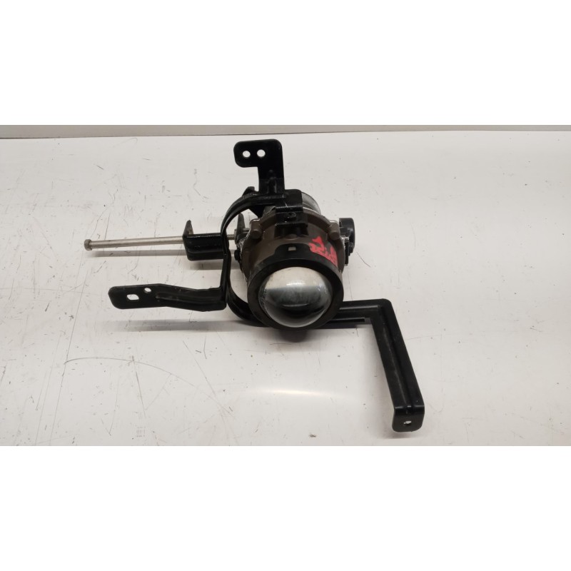 HYUNDAI RIGHT FOG LIGHT LAMP HYUNDAI i20 2020 > used