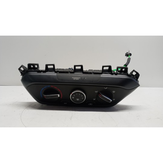 AC CONTROL UNIT HYUNDAI i20 2020 > used