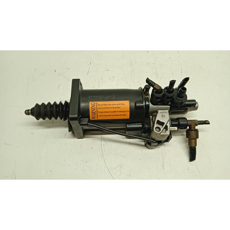 RENAULT truck POMPA SERVOFRIZIONE RENAULT truck Midlum usato