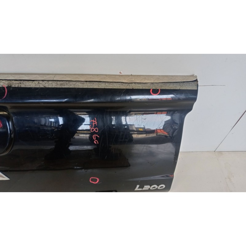 MITSUBISHI SIDE MITSUBISHI L200 2010>2015 used