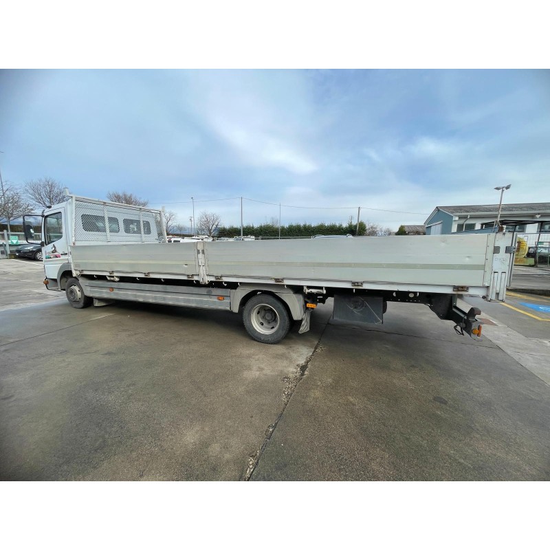 MERCEDES-BENZ truck MERCEDES-BENZ truck ATEGO 817