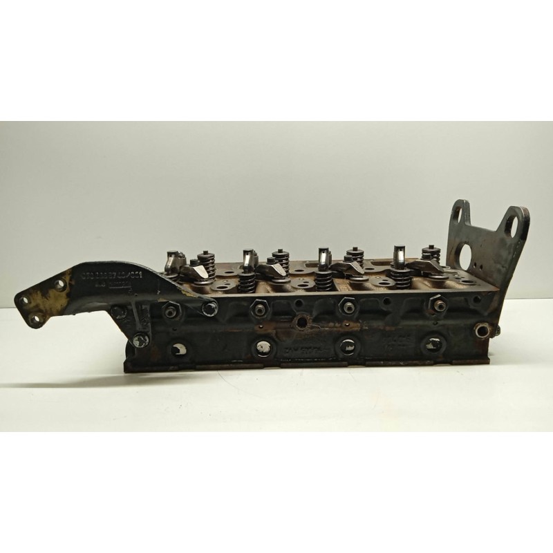 MERCEDES-BENZ truck HEAD ENGINE  MERCEDES-BENZ truck 814D used