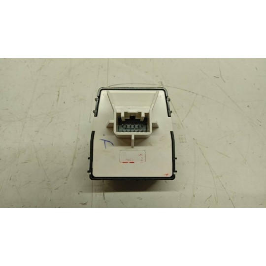 INTERRUTTORI E PULSANTI ABITACOLO HYUNDAI i20 2020 > usato