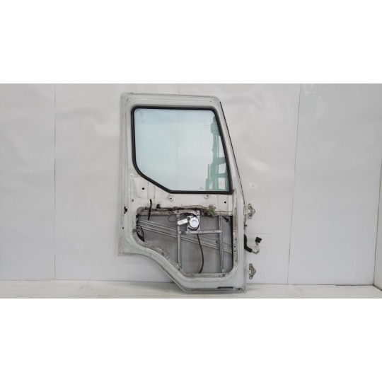 PORTA ANTERIORE SINISTRA RENAULT truck Premium 1996>2005 usato