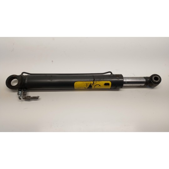 CAB LIFT PISTON  SCANIA 94 used