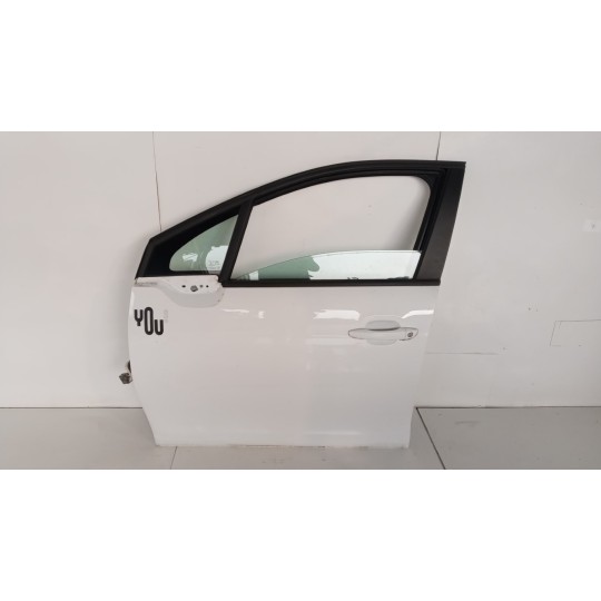 LEFT FRONT DOOR CITROEN C3 2020> used