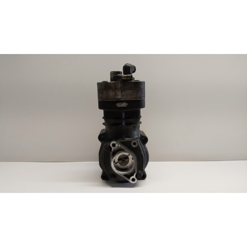 MERCEDES-BENZ truck COMPRESSORE ARIA FRENI MERCEDES-BENZ truck 814D usato