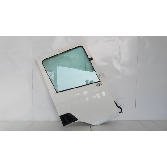 RIGHT FRONT DOOR  SCANIA 94 used