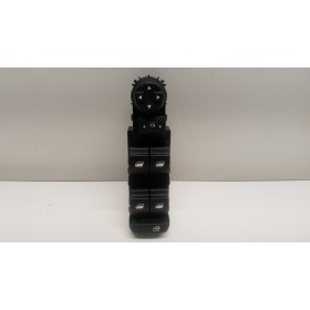 INTERRUTTORI E PULSANTI...