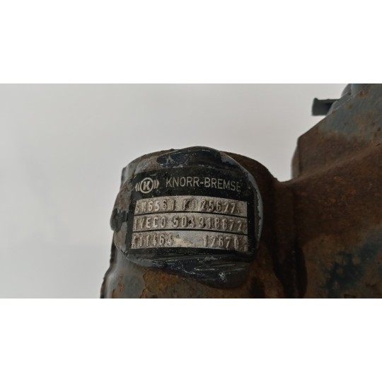 PINZA POSTERIORE SINISTRA IVECO EUROCARGO 2008>2013 usato