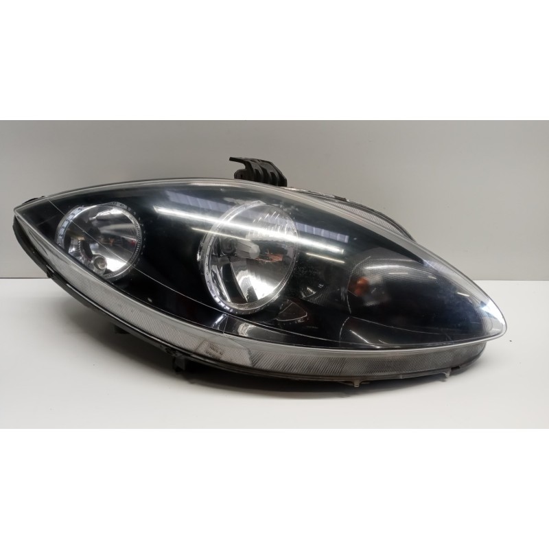 SEAT RIGHT HEADLIGHT SEAT Altea 2004>2009 used