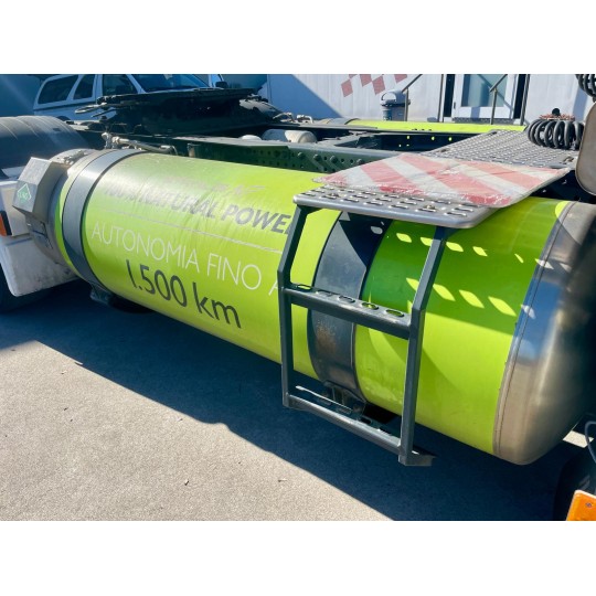 IVECO STRALIS 400 - LNG