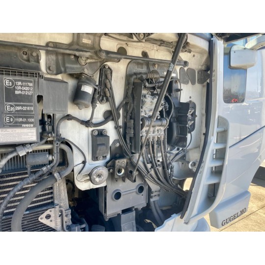 IVECO STRALIS 400 - LNG