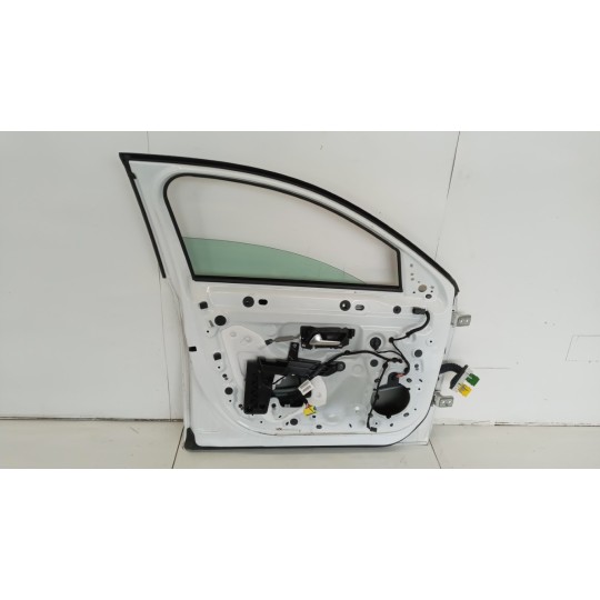 LEFT FRONT DOOR OPEL Corsa F 2019> used