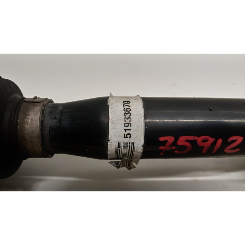 FIAT FRONT HALF-AXLES RIGHT  FIAT Doblo' 2015> used