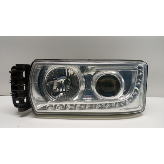 FARO ANT LED SINISTRO IVECO Stralis 2013> usato