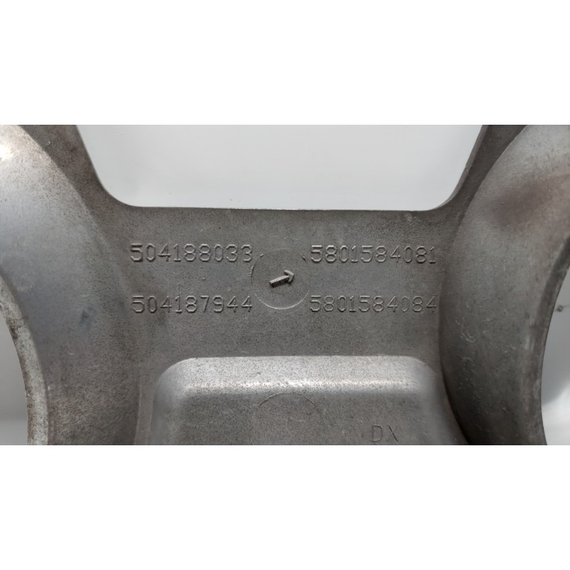 IVECO GRILL FRONT BUMPER RIGHT IVECO Stralis 2013> used