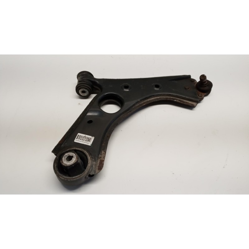 FIAT CONTROL ARM FRONT LOWER RIGHT  FIAT F.500L 2012> used