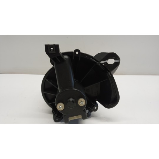 MOTORINO VENTILAZIONE INTERNA FIAT F.Punto Evo 2009>2012 usato