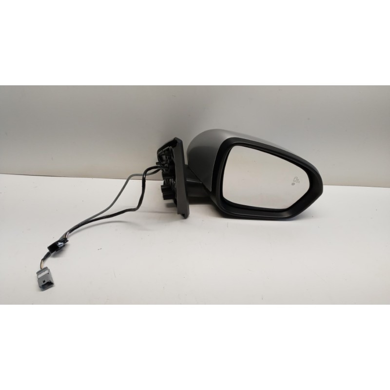 DACIA RIGHT ELETRIC REAR-VIEW MIRROR  DACIA Duster 2021> used
