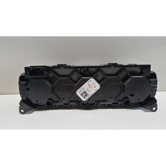 AC CONTROL UNIT DACIA Duster 2021> used