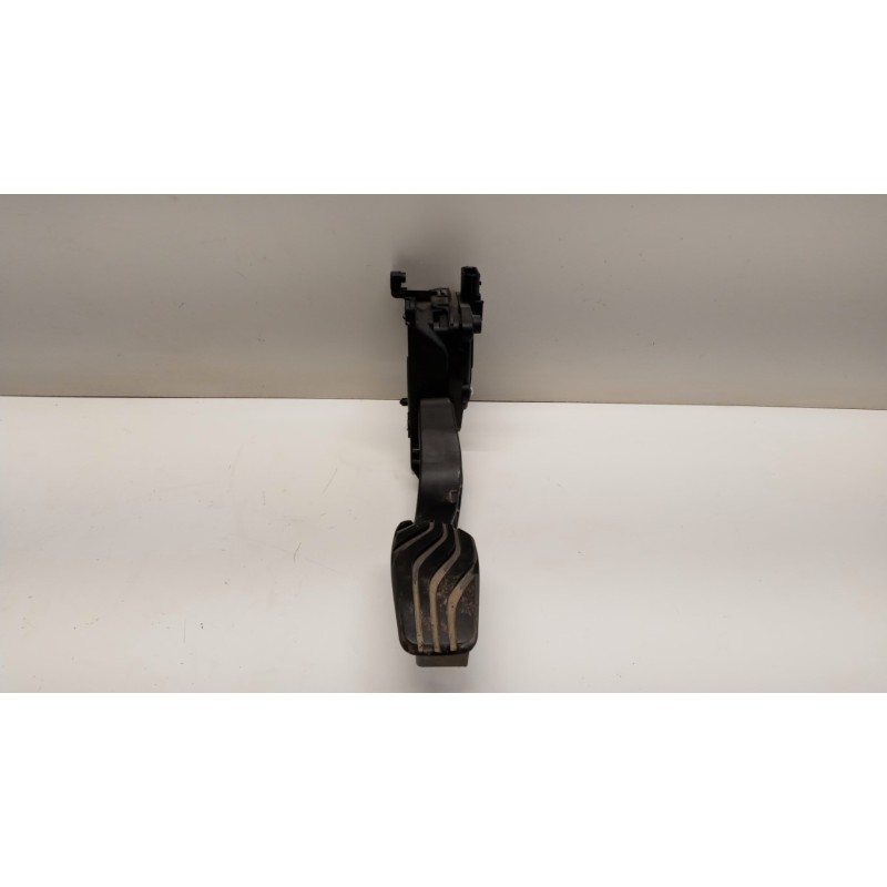 DACIA ELETRONIC THROTTLE PEDAL  DACIA Duster 2021> used