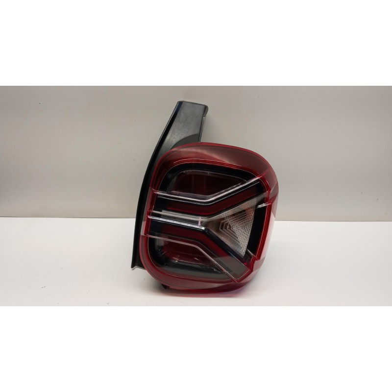 DACIA RIGHT REAR LED LIGHT  DACIA Duster 2021> used