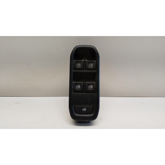 INTERRUTTORI E PULSANTI ALZAVETRI DACIA Duster 2021> usato