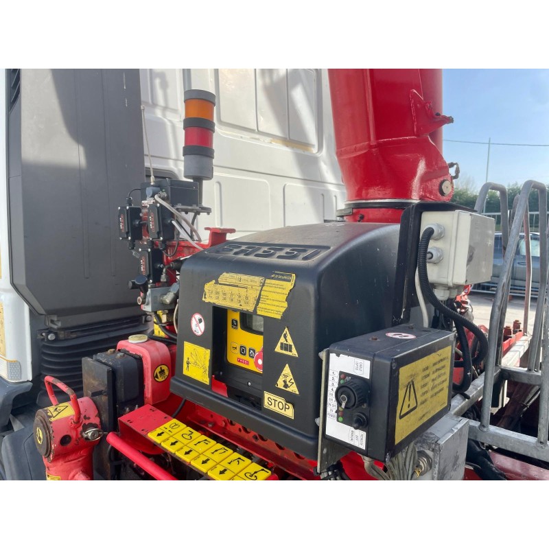 IVECO IVECO IVECO 100E18 RIBALTABILE E GRU CARICATRICE