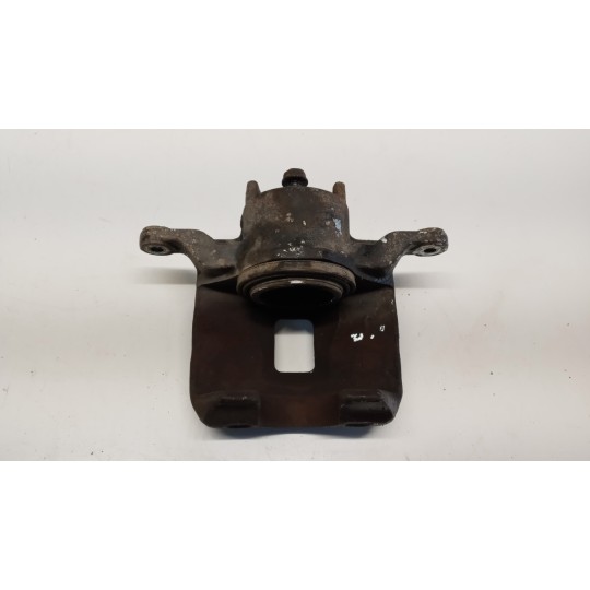 PINZA ANTERIORE SINISTRA MITSUBISHI L200 2010>2015 usato