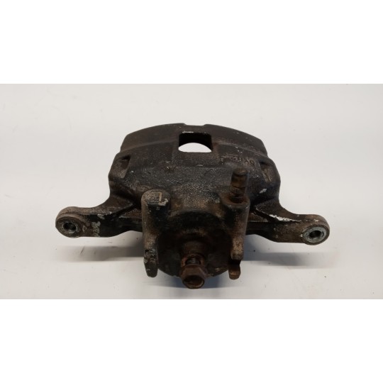 PINZA ANTERIORE SINISTRA MITSUBISHI L200 2010>2015 usato