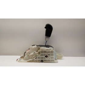 LEVER MITSUBISHI L200...