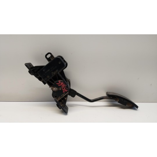 ELETRONIC THROTTLE PEDAL  MITSUBISHI L200 2010>2015 used