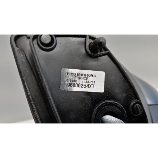RETROVISORE ELETTRICO DESTRO PEUGEOT 207 2006>2009 usato