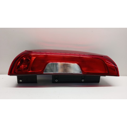 FARO POSTERIORE ESTERNO SINISTRO FIAT Doblo' 2015> usato